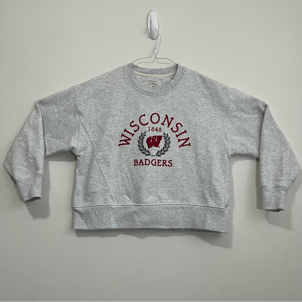 Women’s League Wisconsin Badgers Sweatshirt S Gray Crewneck Pullover NCAA Preppy